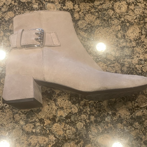 Tod’s Clay Suede Many Boot size 8.5 - Picture 4 of 11